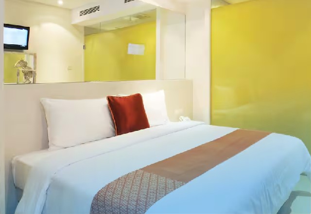 Hotel Pyrenees Jogja