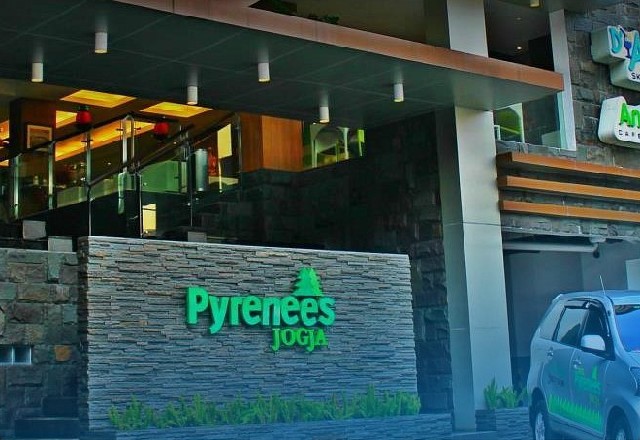 Jarak Hotel Pyrenees Jogja ke Malioboro Terlengkap 1 Jarak Hotel Pyrenees Jogja ke Malioboro