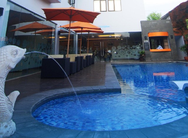 Jarak Hotel Santika Premiere Jogja ke Malioboro