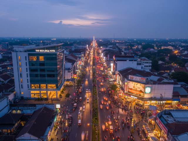 Jarak Hotel The Rich Jogja ke Malioboro Terbaru 1 Jarak Hotel The Rich Jogja ke Malioboro